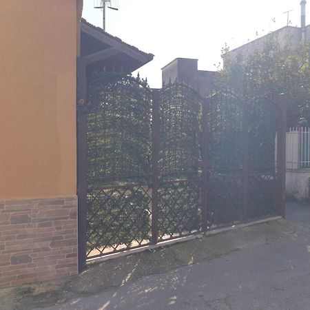 La Domus Pompei Casa Vacanza Bagian luar foto